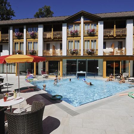 Hotel Urbani Bodensdorf Exterior photo